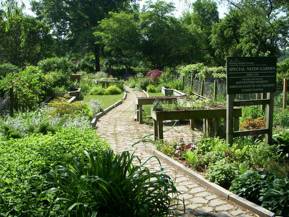 Fenway Victory Gardens Association — Gardening in Boston